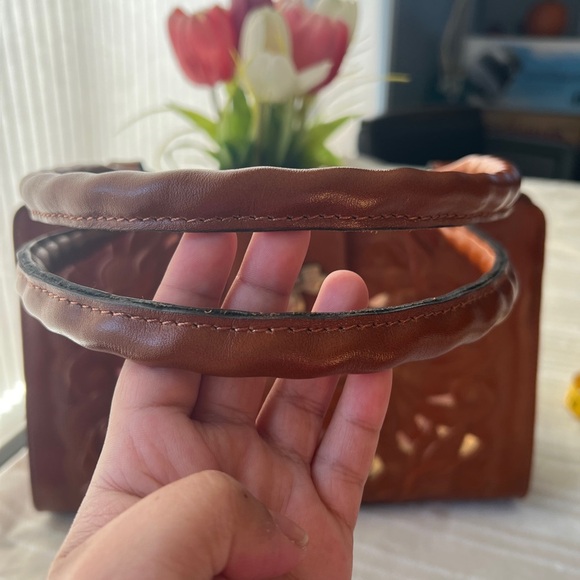 Patricia Nash Rosina Leather Cutout Tooled Shoulder Bag - Picture 6 of 16